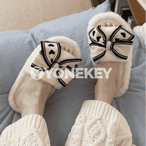 Zenanlar üçin mahmal şypbyklar