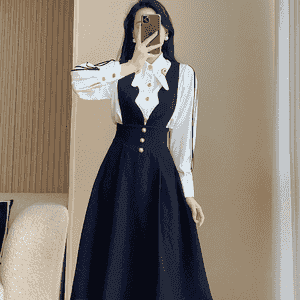 Gyzlar üçin niýetlenen komplekt sarafan+bluzka