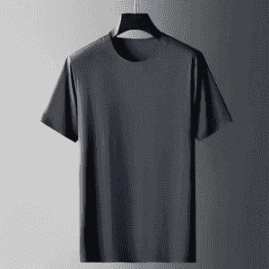 Erkekler üçin futbolka.