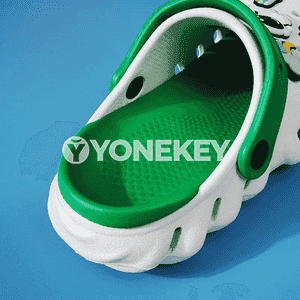 Oglanjyklar üçin öňi ýapyk şypbyk