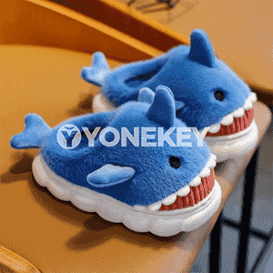 Çagalar üçin akula şekiljikli şypbyk