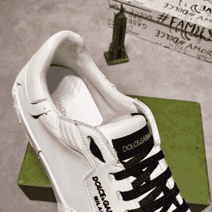 Erkekler üçin niýetlenen  krasowka