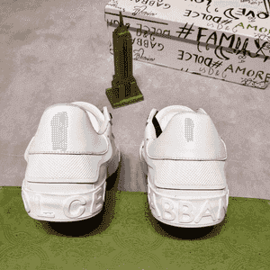 Erkekler üçin niýetlenen  krasowka