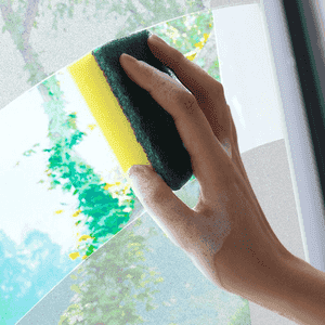 Gap-gaç ýuwmak üçin niýetlenen gubka.