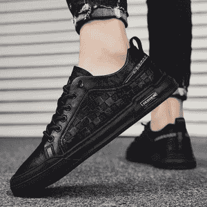 Erkekler üçin niýetlenen krasowka 