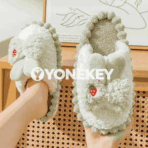 Gyzlar üçin niýetlenen sütükli mahmal şypbyk 