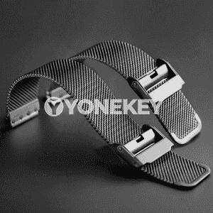 Oglanlar üçin awtomatiki sagat.