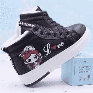 Gyz çagajyklar üçin niýetlenen ädik 