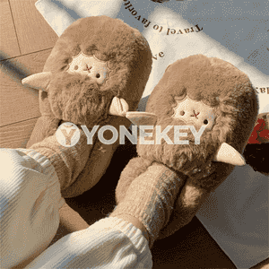 Gyşda ýakymly ýumşajyk öý aýakgaplary.