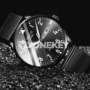 Oglanlar üçin awtomatiki sagat.