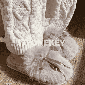 Zenanlar üçin ýyly mahmal şypbyklary