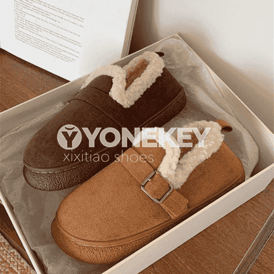  Gyzlar üçin birkenstock aýakgaplary.