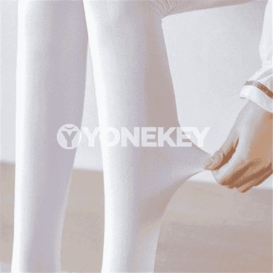 Gyz çagalar üçin kolgotka