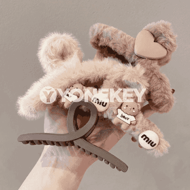 Zenanlar üçin täze saç aksessuarlary