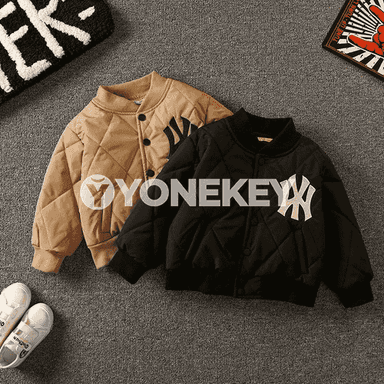 Oglanjyklar üçin ýuka kurtka.