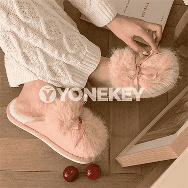 Zenanlar üçin ýyly mahmal şypbyklary