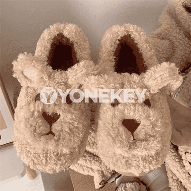 Gyzlar üçin ýumşajyk tüýlüje öý aýakgaplary.