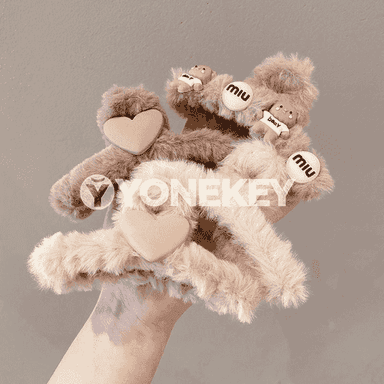 Zenanlar üçin täze saç aksessuarlary