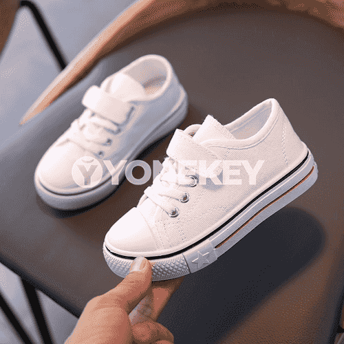 Oglanjyklar üçin kanwa aýakgaplar