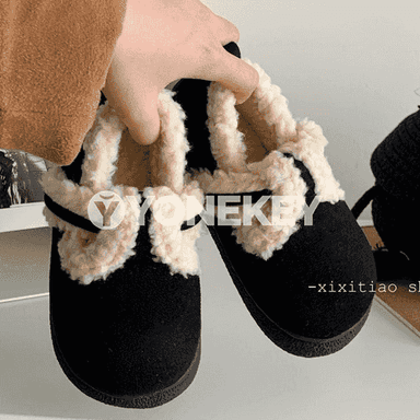 Gyzlar üçin gyş öý aýakgaplar.