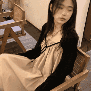 Zenlar üçin köýnekler.