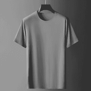 Erkekler üçin futbolka.