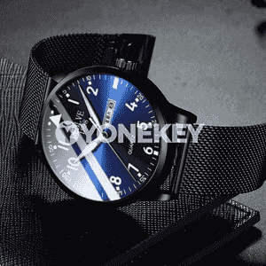 Oglanlar üçin awtomatiki sagat.